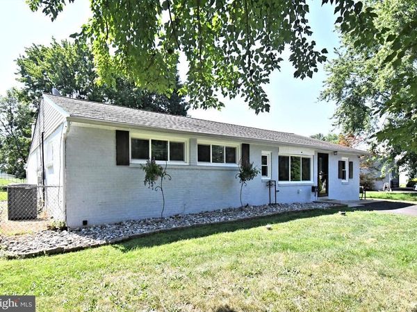 2023 LOCKWOOD LANE, FEASTERVILLE TREVOSE, PA 19053