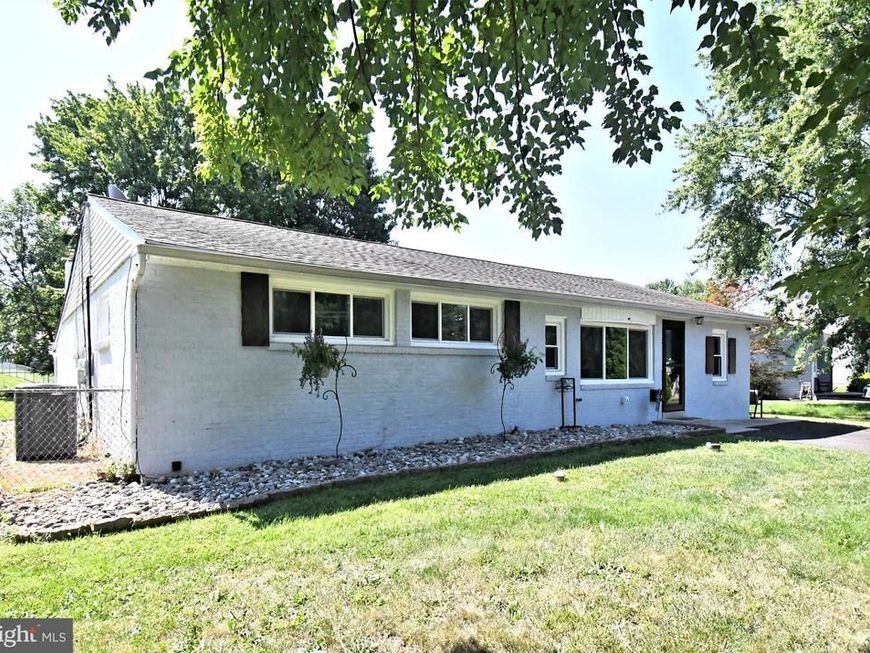 2023 Lockwood Lane, Feasterville Trevose, PA 19053 Main Photo