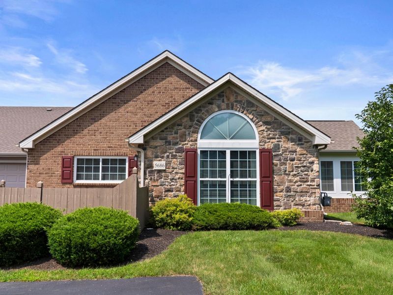 5686 Asherton Woods Drive, Unit 8, Westerville, OH 43081 Photo 23