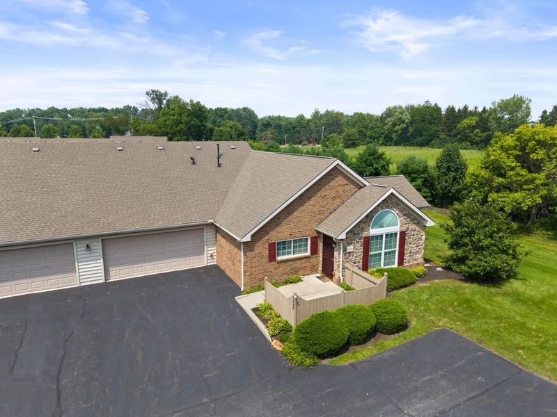 5686 Asherton Woods Drive, Unit 8, Westerville, OH 43081 Photo 24