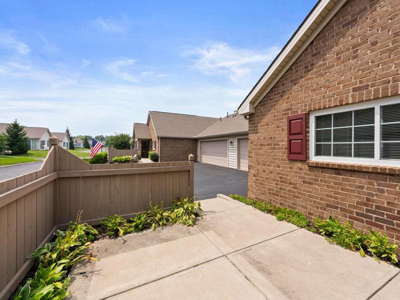5686 Asherton Woods Drive, Unit 8, Westerville, OH 43081 Photo 27
