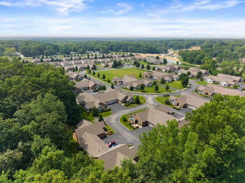 5686 Asherton Woods Drive, Unit 8, Westerville, OH 43081 Photo 32