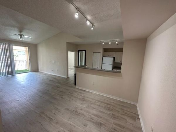 1803 N Flagler Drive, Unit 312, West Palm Beach, FL 33407