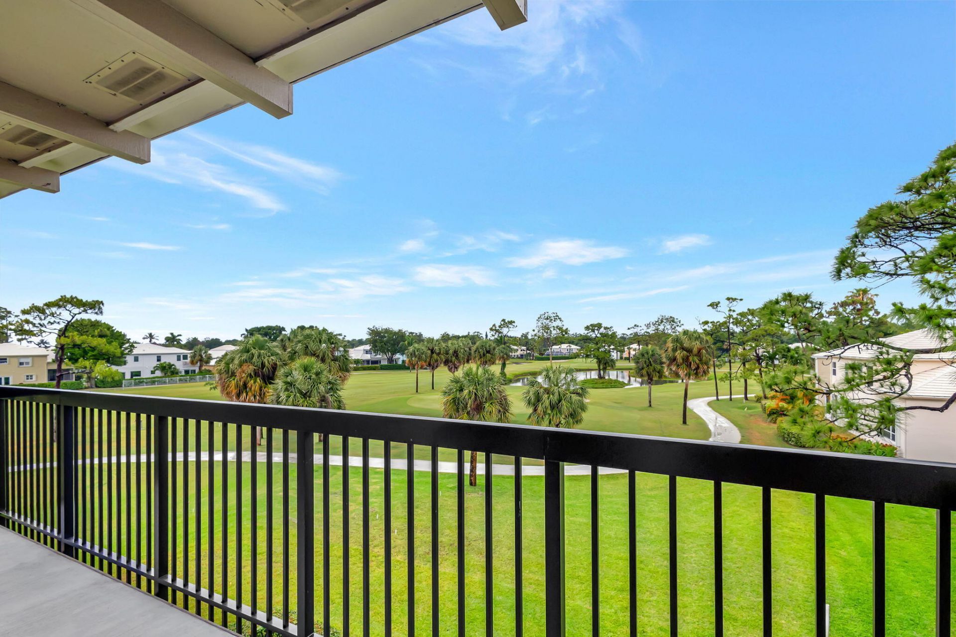 18350 SE Wood Haven Lane, Unit F, Jupiter, FL 33469 Photo
