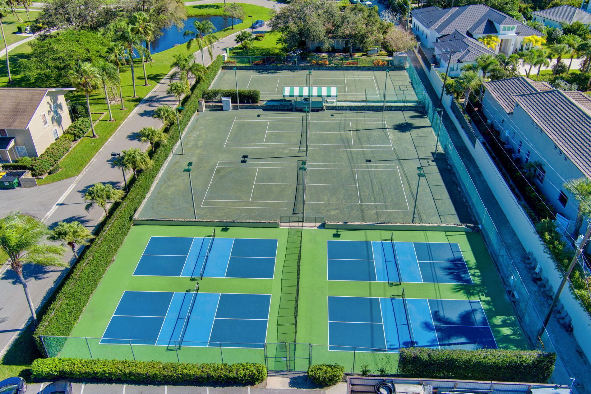 18350 SE Wood Haven Lane, Unit F, Jupiter, FL 33469 Photo