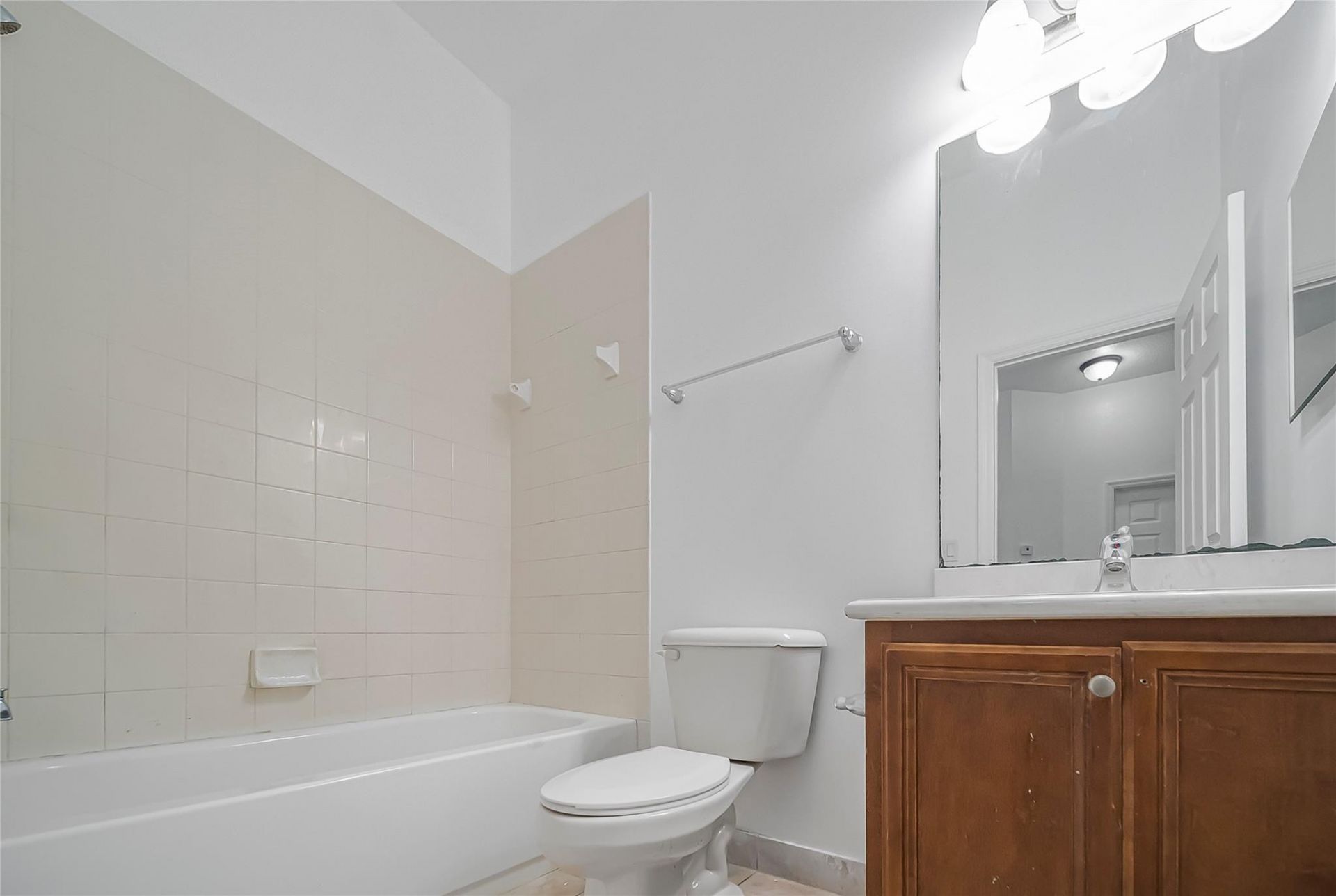 5754 Hampton Hills Boulevard, Unit 5754, Tamarac, FL 33321 Photo