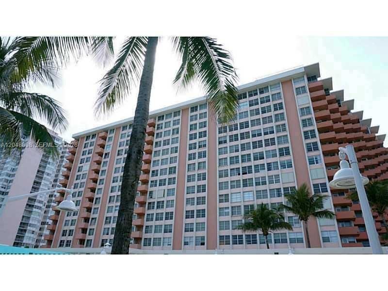 2899 Collins Ave , Unit 1143, Miami Beach, FL 33140 Photo