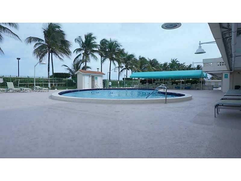 2899 Collins Ave , Unit 1143, Miami Beach, FL 33140 Photo