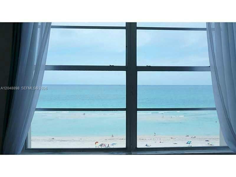 2899 Collins Ave , Unit 1143, Miami Beach, FL 33140 Photo