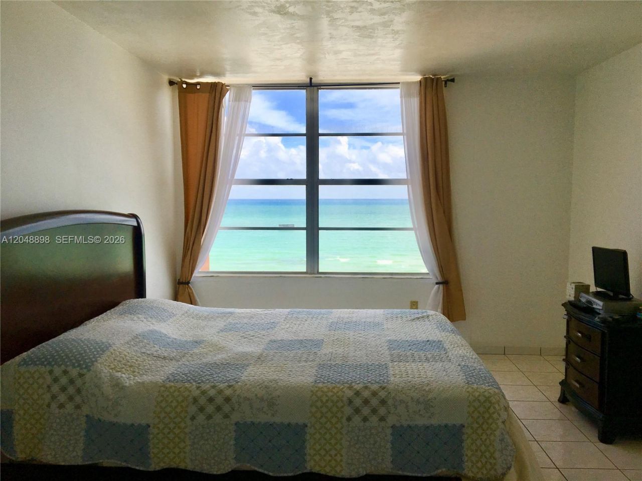 2899 Collins Ave , Unit 1143, Miami Beach, FL 33140 Photo