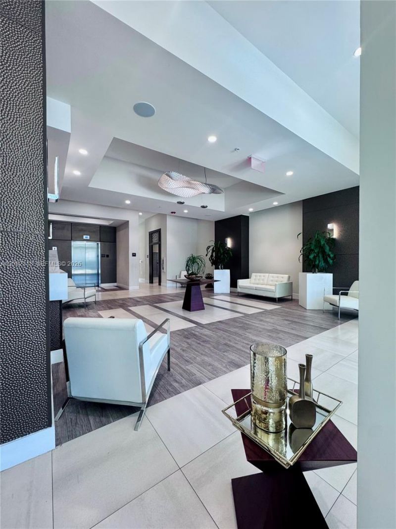 7661 NW 107th Ave, Unit 609, Doral, FL 33178 Photo