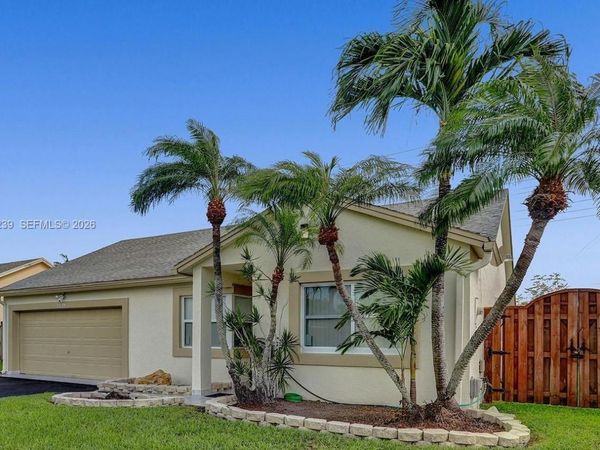 11529 SW 133rd Ter, Miami, FL 33176