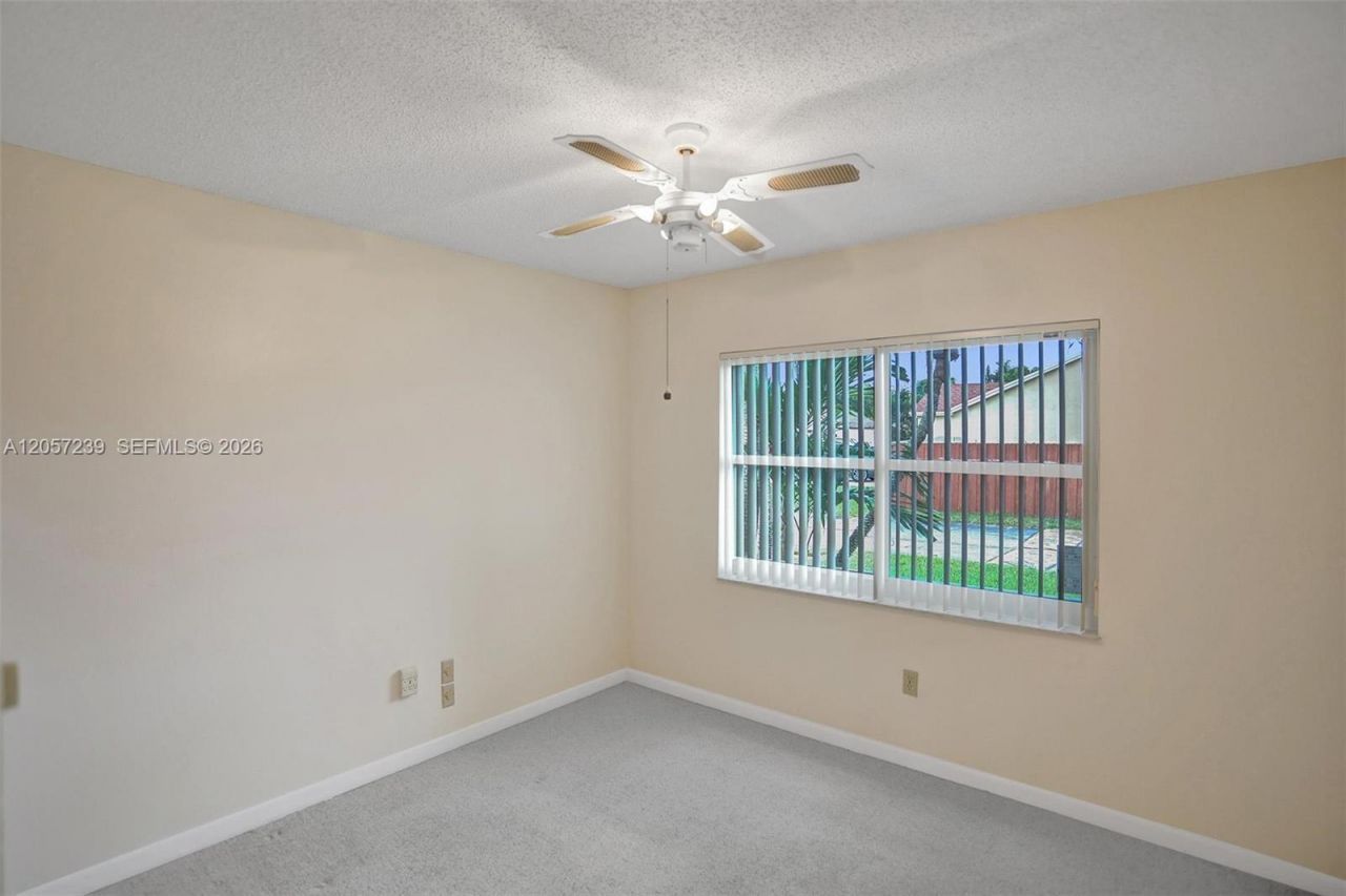 11529 SW 133rd Ter , Miami, FL 33176 Photo