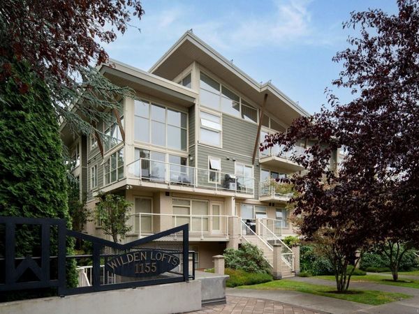 1155 Yates St , Unit #208, Victoria, BC V8V 3N1