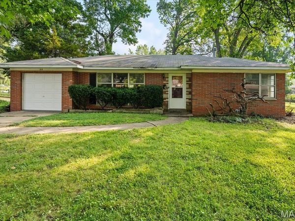 213 Blue Ridge Drive , Belleville, IL 62223