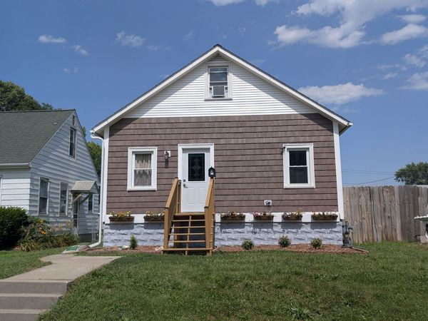 605 S Clark Street, Davenport, IA 52802