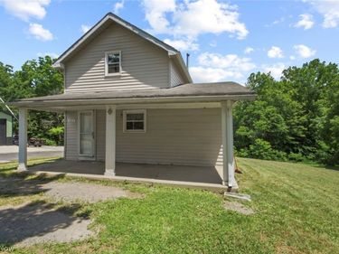 225 Boston Street, Washingtonville, OH 44490