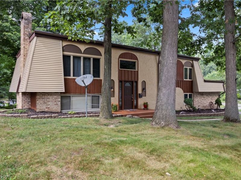 823 Willow Hollow Court, Amherst, OH 44001 Photo 34