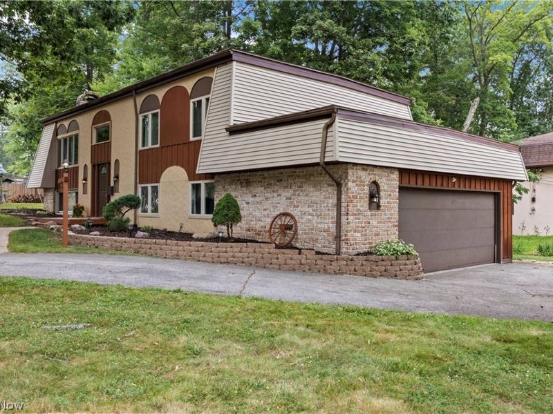 823 Willow Hollow Court, Amherst, OH 44001 Photo 40