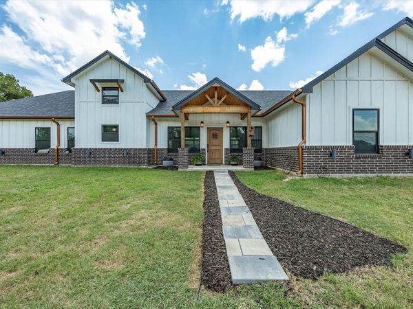 403 Polk Road, Bowie, TX 76230