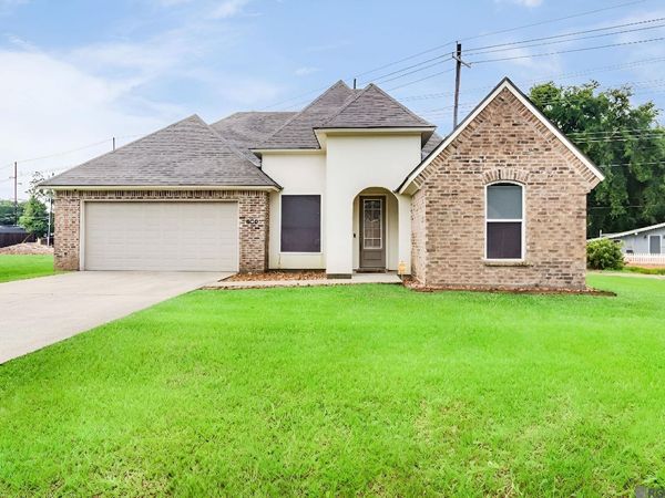 700 Priscilla Ln, Lafayette, LA 70501