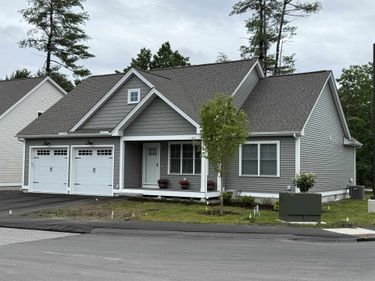 21 Wilderness Drive, Nashua, NH 03062