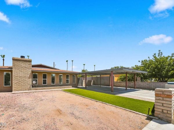 2922 E KINGS Avenue, Phoenix, AZ 85032