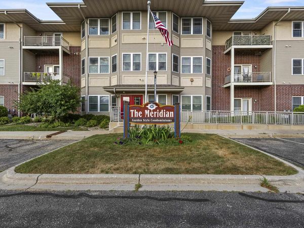 410 New Age Circle, Unit 212, Verona, WI 53593