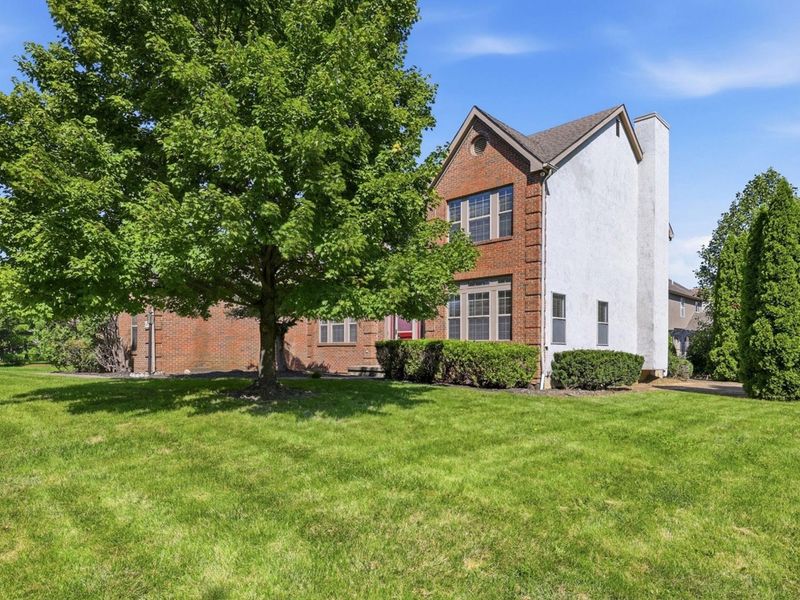 6498 Ringsend Court, Dublin, OH 43016 Photo 2