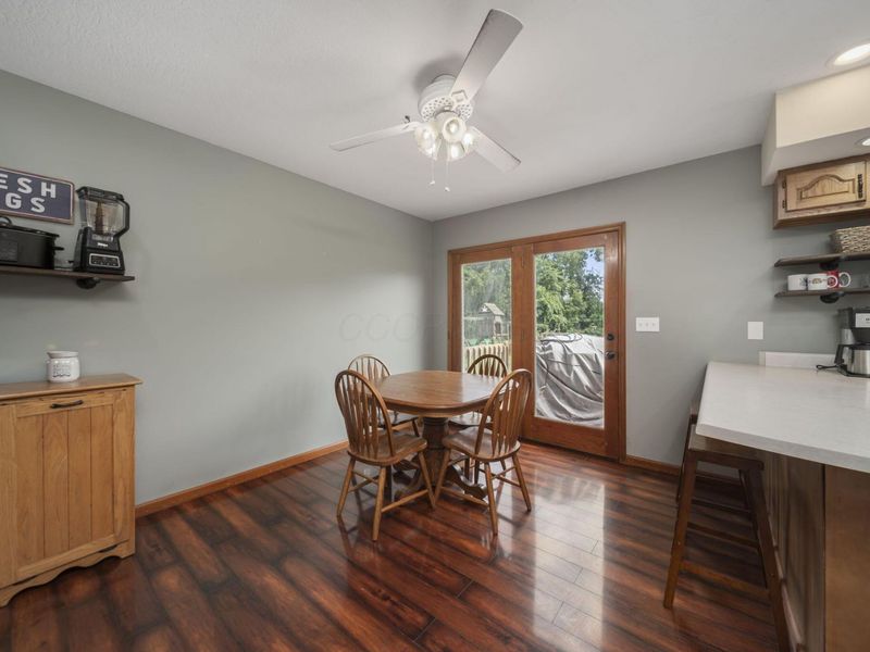 4658 W Ford Road, Ashville, OH 43103 Photo 7