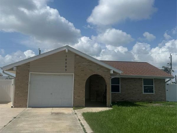 10303 123RD AVENUE , LARGO, FL 33773