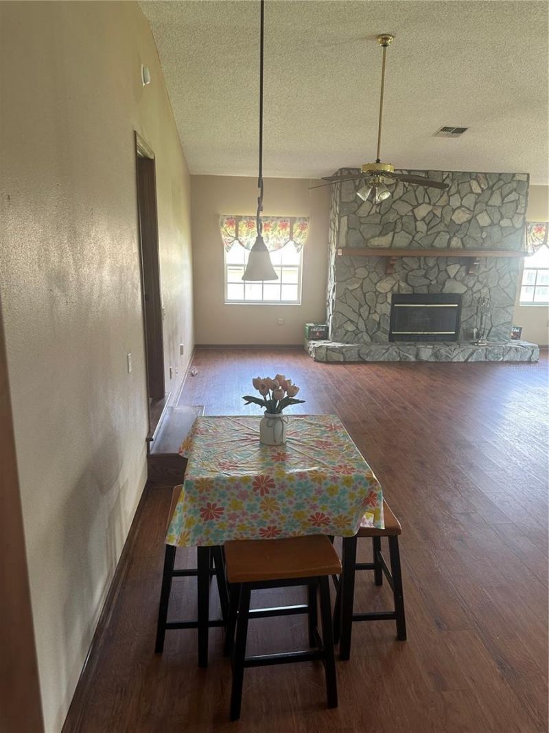 12055 Murray Avenue, Largo, FL 33778 Photo