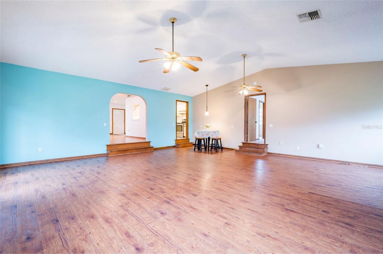 12055 Murray Avenue, Largo, FL 33778 Photo
