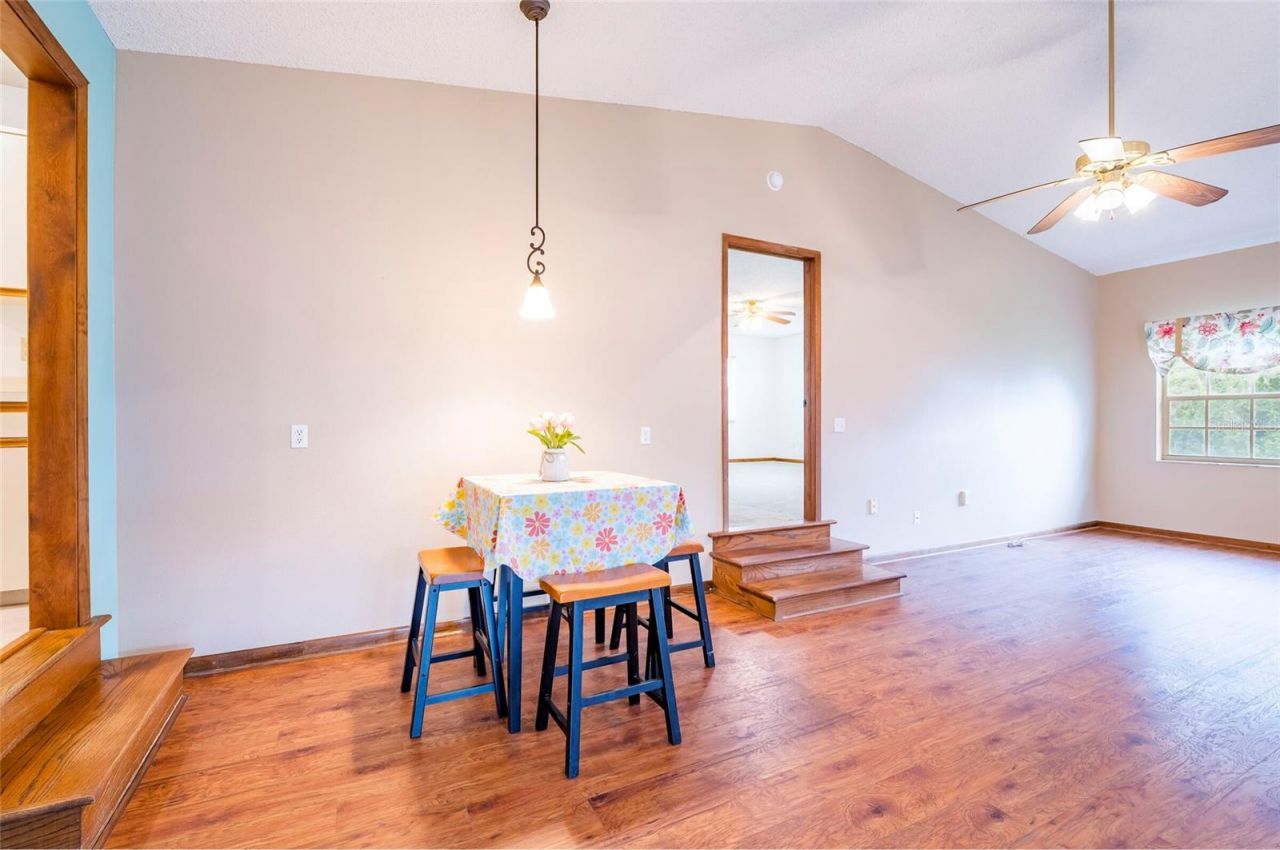 12055 Murray Avenue, Largo, FL 33778 Photo
