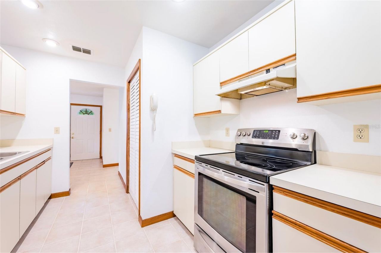 12055 Murray Avenue, Largo, FL 33778 Photo