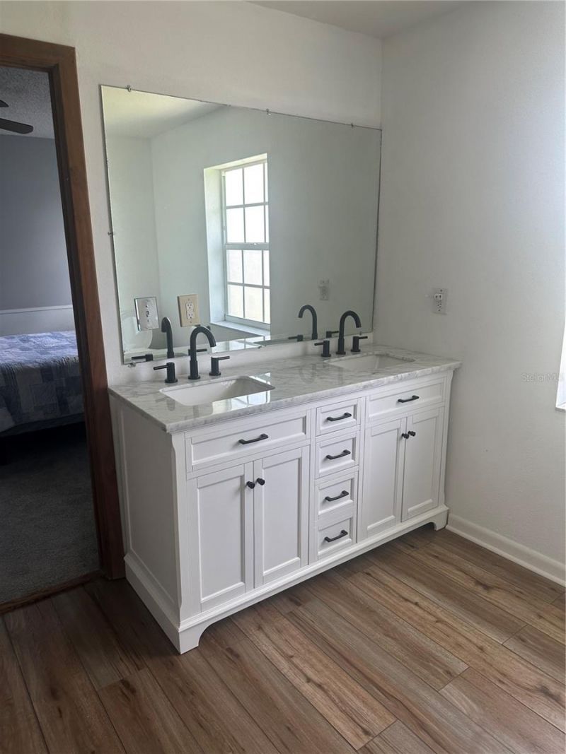 12055 Murray Avenue, Largo, FL 33778 Photo