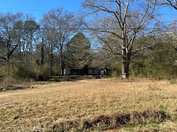 981 YOUNGS MILL Road , Kingston, GA 30145