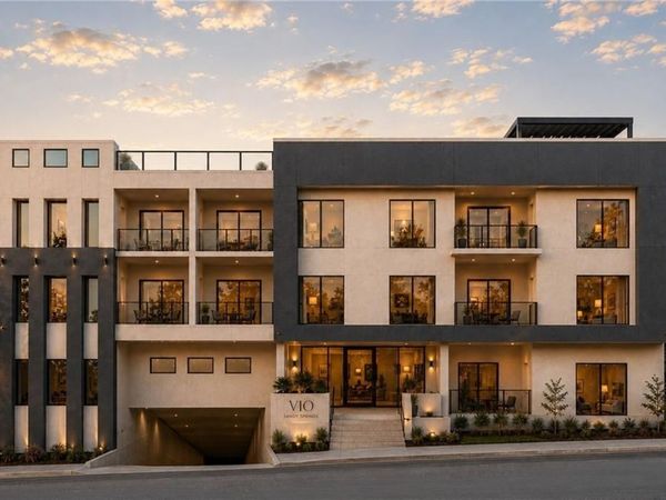 318 Sandy Springs Circle , Unit 230, Atlanta, GA 30328