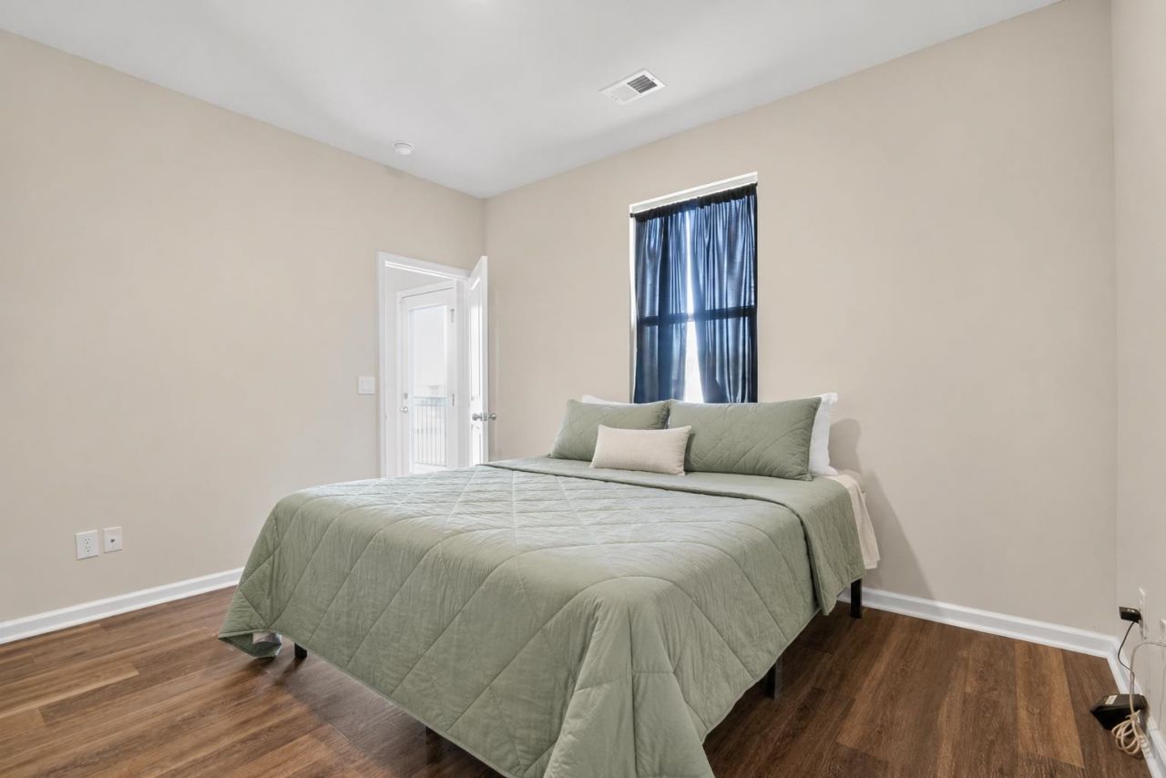 416 Bearskin Ct.  Photo 7