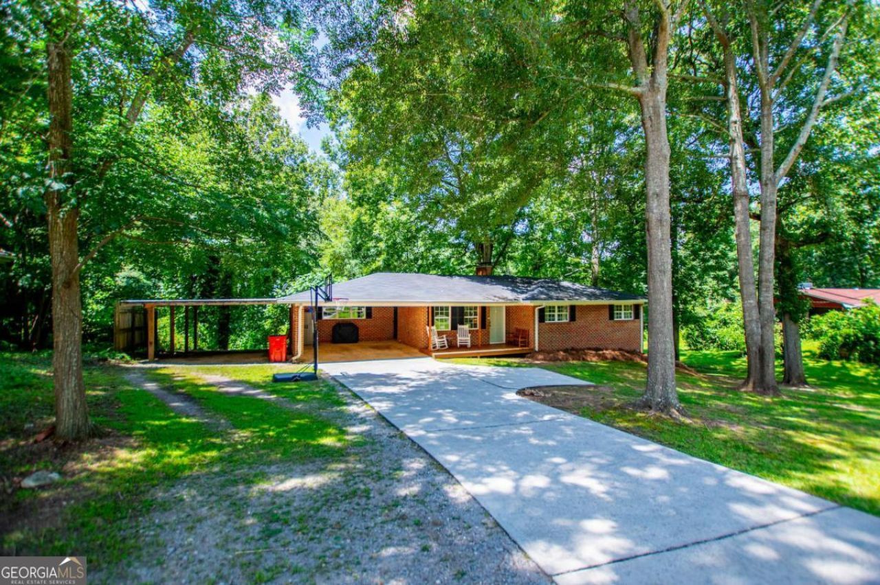 130 Forest Hill Road, Bowdon, GA 30108 Main Photo