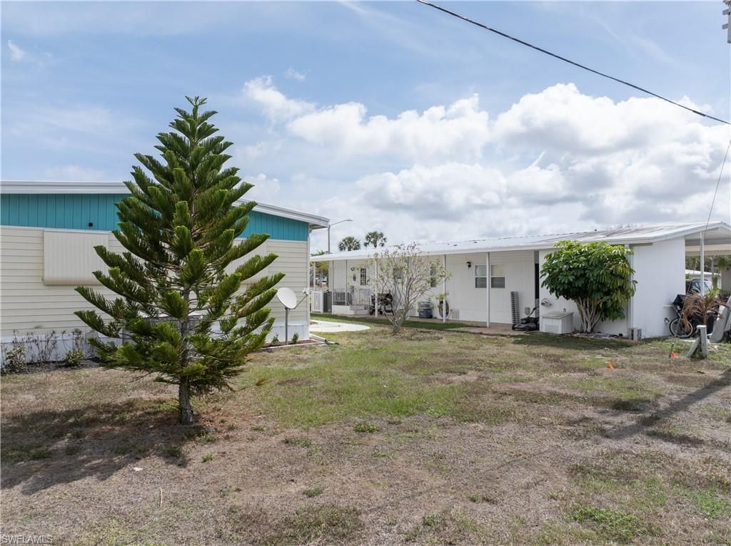 203 Harvest Ln, North Fort Myers, FL 33917 Photo