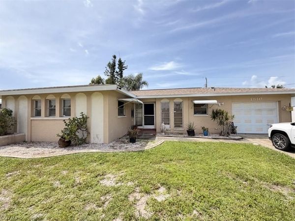 1510 SE 42nd ST , CAPE CORAL, FL 33904