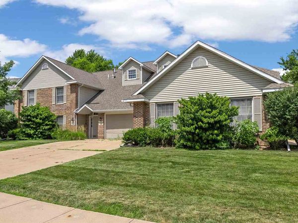 129 Cayman St., Iowa City, IA 52245