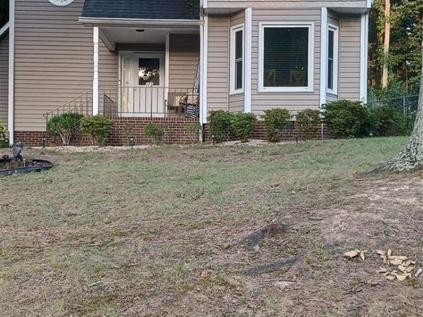 825 Raleigh Court, Gastonia, NC 28054