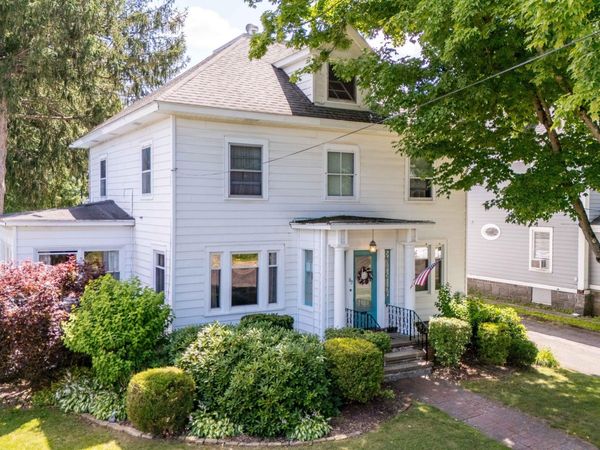 82 Oakland Avenue, Gloversville, NY 12078