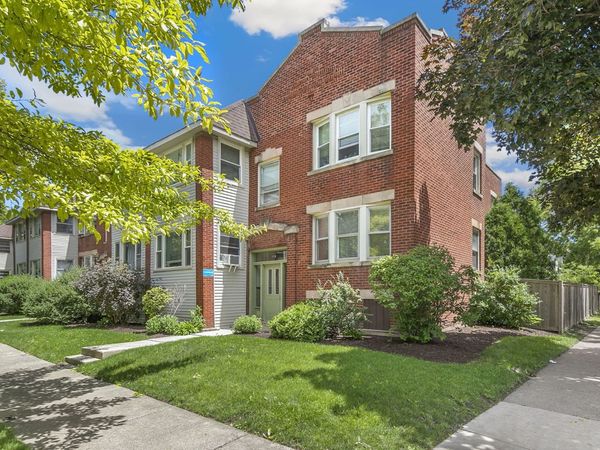 118 N Taylor Avenue , Unit 1, Oak Park, IL 60302