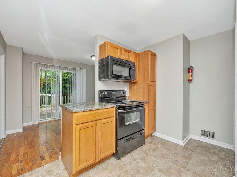 706 S Campus Avenue, Oxford, OH 45056 Photo 13