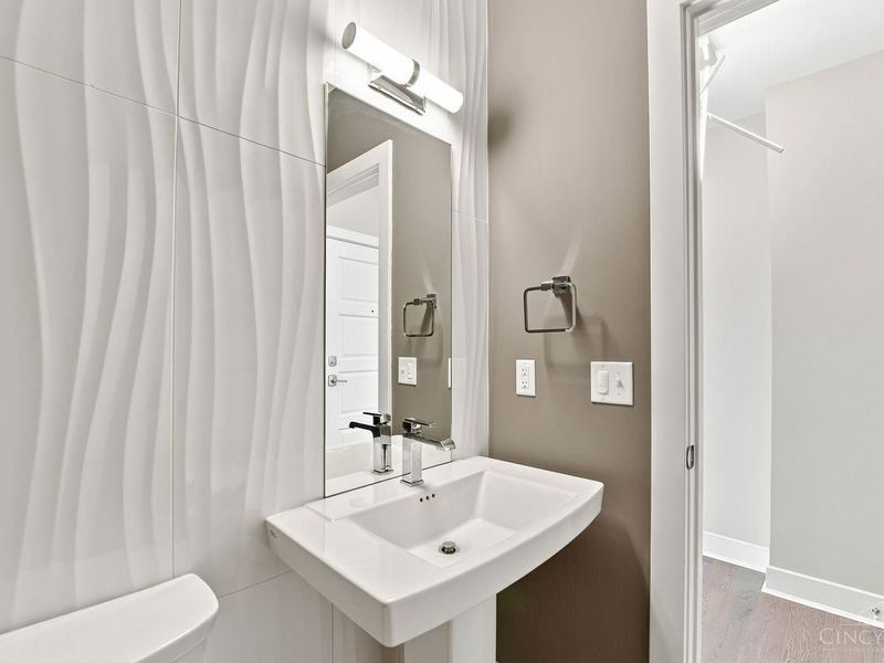411 Plum Street, Unit 203, Cincinnati, OH 45202 Photo 22