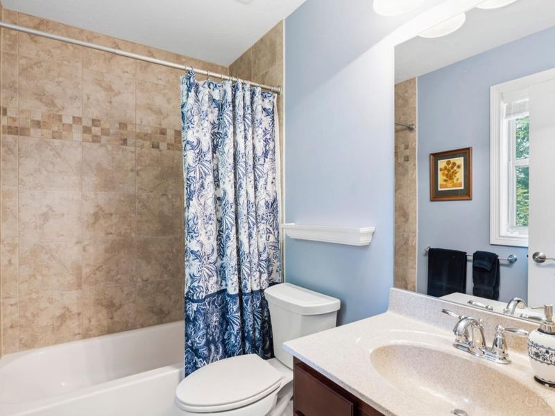 951 Volterra Lane, Cincinnati, OH 45206 Photo 48