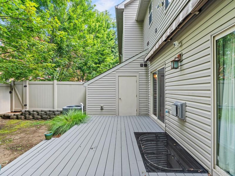 951 Volterra Lane, Cincinnati, OH 45206 Photo 69